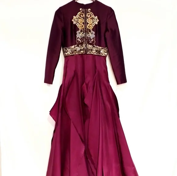 Pessi Miller Design Dresses | Sob Wedding Dress Ball Gown Pessi Miller Design Size 4 Sangria Purple Color Gold | Color: Gold/Purple | Size: 4 |